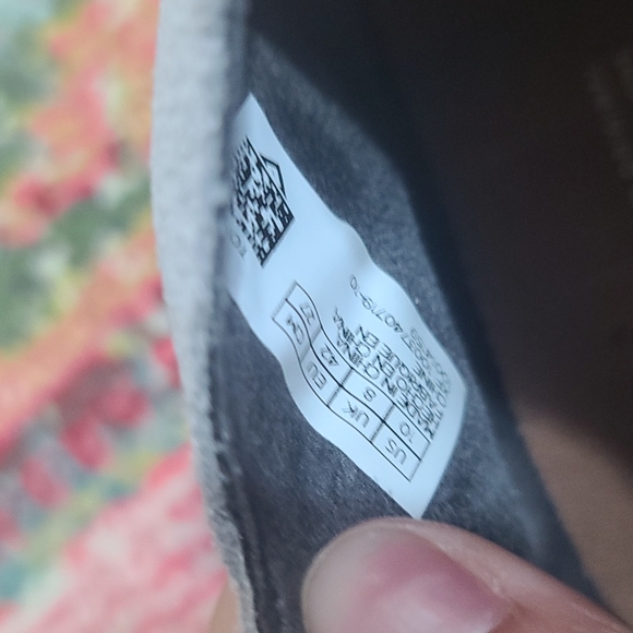 NWOT Tom's Leilani Bootie - Picture 6 of 6